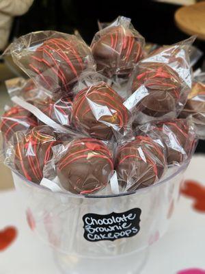 Chocolate brownie cake pops