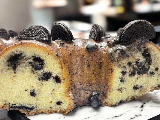 Oreo pound cake