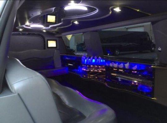 SUV Limousine