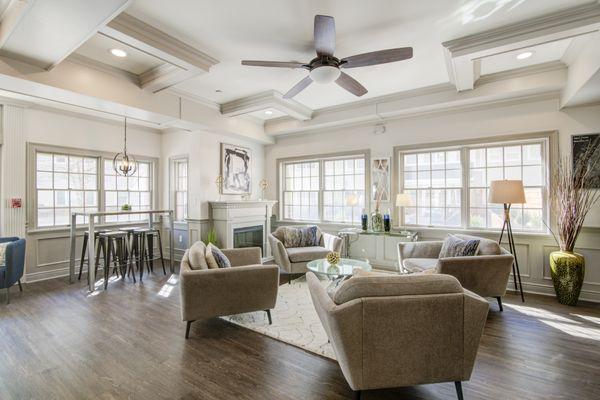 Apartment lounge area with seating