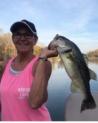 Fishing on Lake Norfork