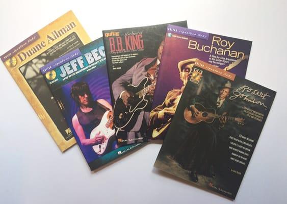 Dave Rubin has written over 100 blues, classic rock and rock guitar instruction books.