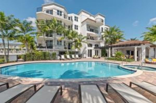 Peninsula On the Intracoastal
Gated community Boynton Beach Florida.