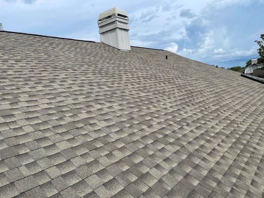 Did you know most roof leaks happen due to bad flashing around the walls and chimneys? Replacing bad flashing during roof replacement is vit