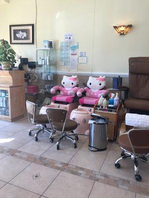 Pedicure for the kids.  So cute!