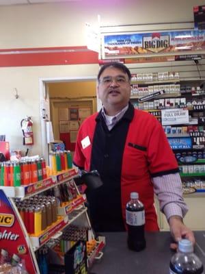 Friendly 7-11 worker