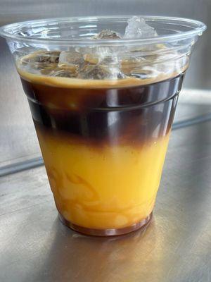 Bumblebee coffee - Italian roasted coffee, orange juice, caramel syrup