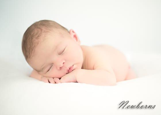 Newborns/Infant Photography