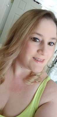 My name is Lisa i grew up cleaning with my mom and continued on my own . I have been in the cleaning business for 15 years and love it