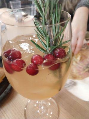 Autumn sangria. So good and beautiful.