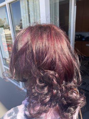 Red violet color