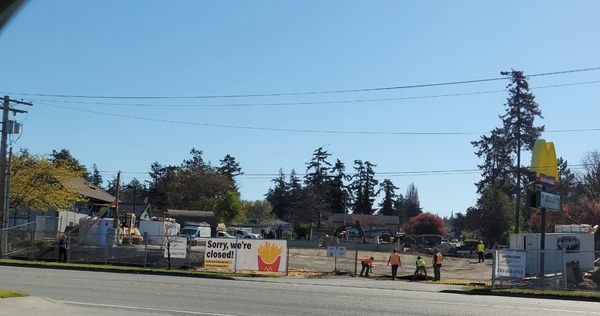 McDonald's of Oak Harbor under reconstruction. 16 Apr 2021