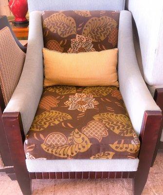 Accent chair