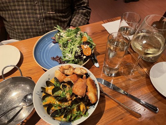 Mussels and Farmers salad