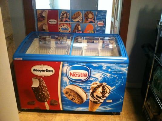 Ice cream cooler