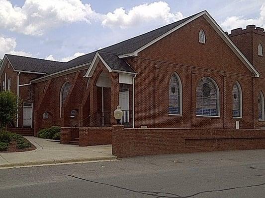 First Missionary Baptist Church