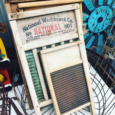 Antique & vintage washboards