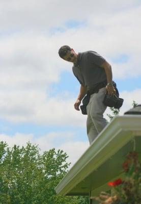 This Salem Oregon Home Inspector does roofs!