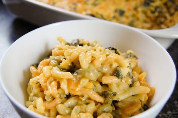 creamy gluten-free tri-color mac & cheese with chopped spinach