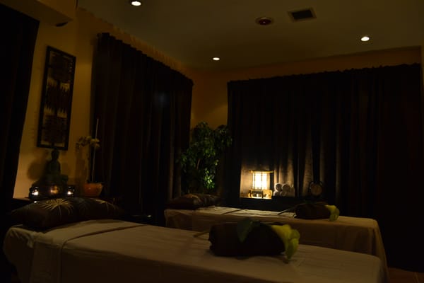 Massage/ Facial Couples Room I