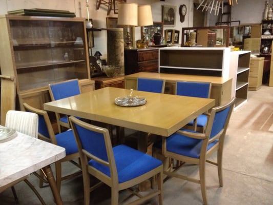 Retro, vintage, country and antique furniture and household goods!