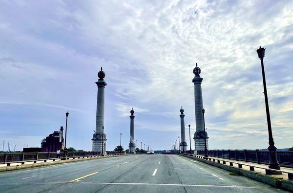 Memorial Bridge