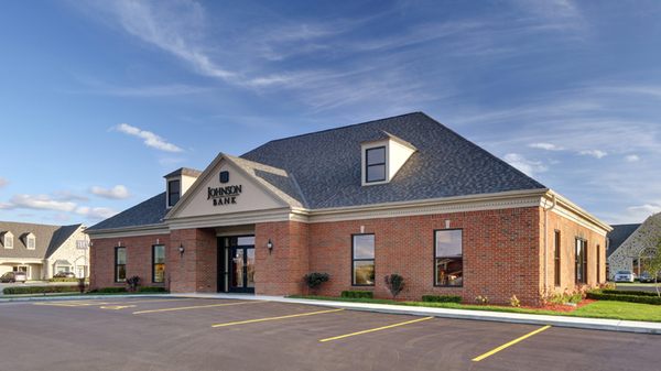 Johnson Financial Group, 1555 W Mequon Rd, Mequon, WI 53092