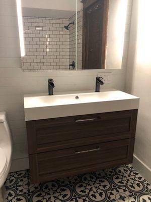 Vanity sink and mirror