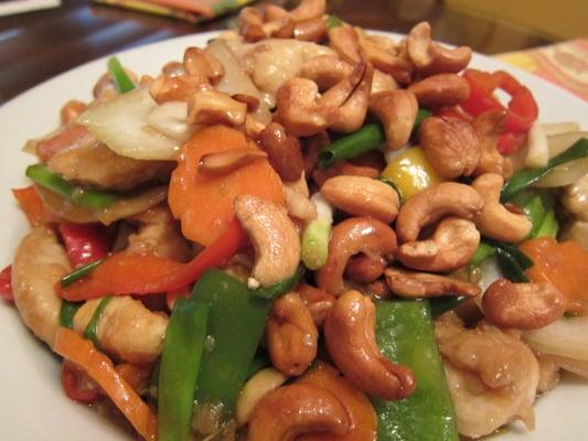 Cashew chicken with veggies