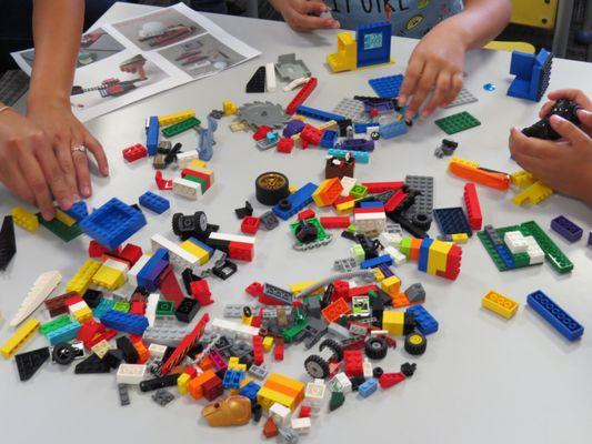 Monthly Lego Club (September 2017)