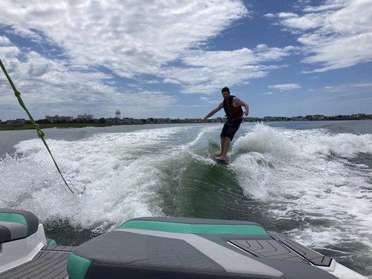 Surfing behind a 2021 G23