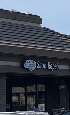 A shoe repair place to avoid at all cost!