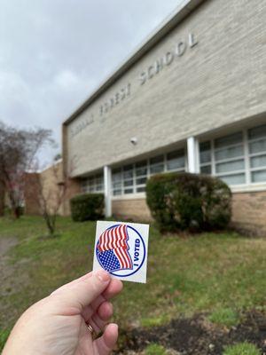 Cardinal Forest Elementary School