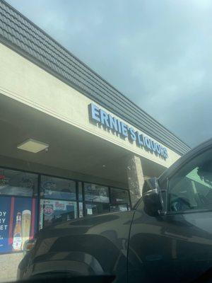 Ernie's Liquor