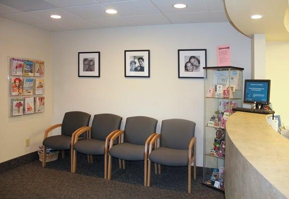 View of reception room. Patricia Sing Choi, DDS