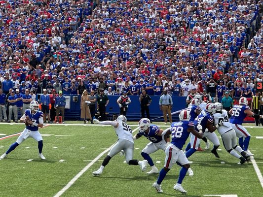 J. Allen #17 & M. Crosby #98 Raiders @ Bills (9/17/23)