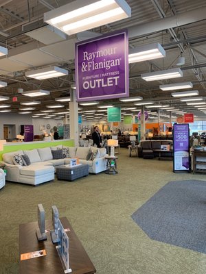 Raymour & Flanigan Furniture and Mattress Outlet