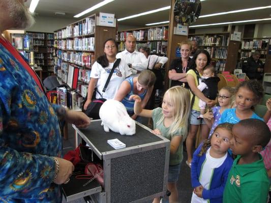 A kids' magic show to celebrate the Summer Reading Program