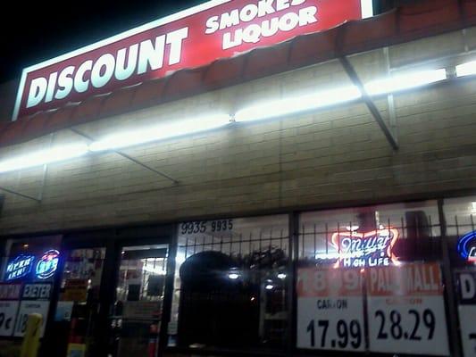 Discount Smokes & Liquor