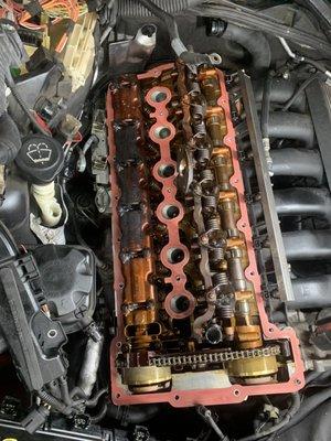 N 52 valve cover