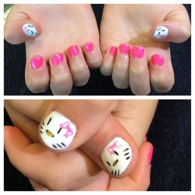 Hello Kitty nails