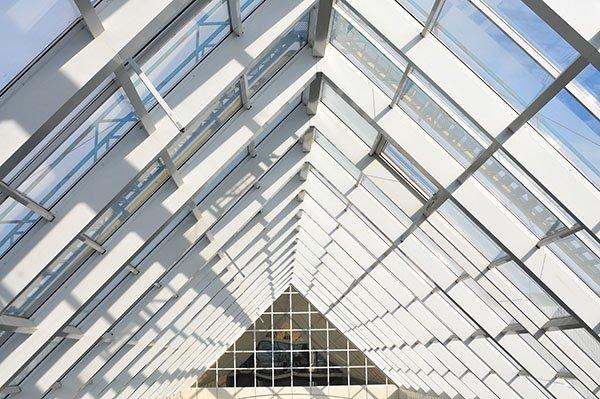 system from an aluminium for facades and transparent roofs