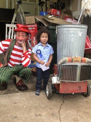 A quick snap shot of Bonzo and my son before leaving to his next show.