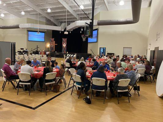 Us eating lunch together after worship!