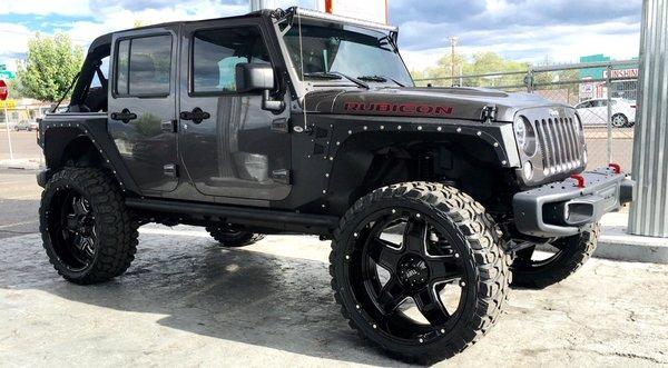 2016 Jeep Rubicon 26" Tuff Wheels