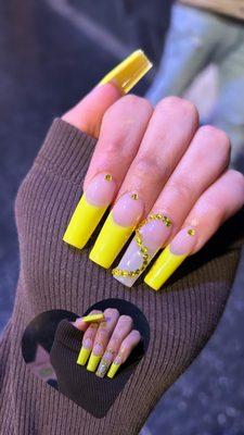 yellow french set