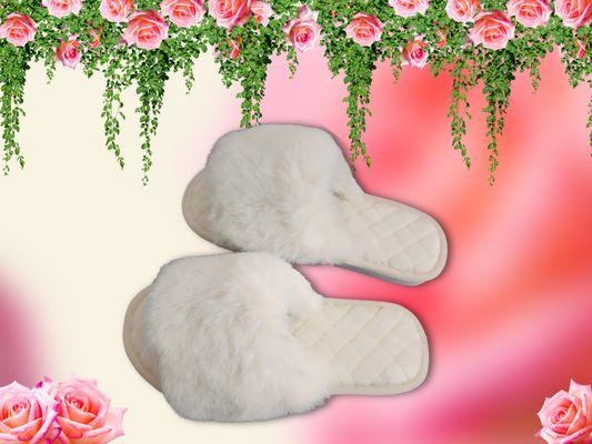 Faux Fur Memory Foam Slippers- White