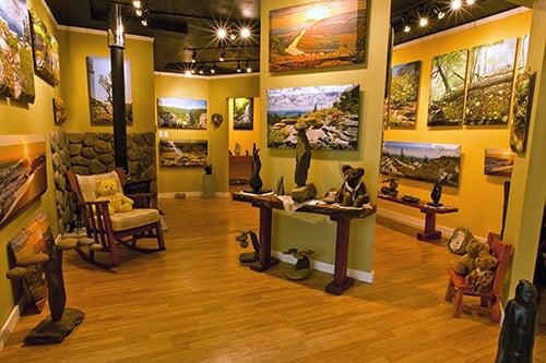 Gallery at 6 Merrywoods Dr, Berkeley Springs, WV