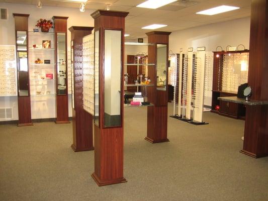 Wide selection of fashionable frames