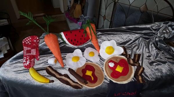 Fun felt food.